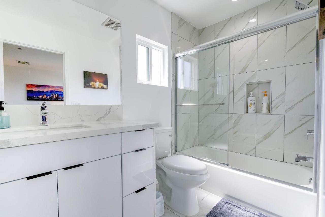 לוס אנג'לס Modern Apartment In Studio City מראה חיצוני תמונה