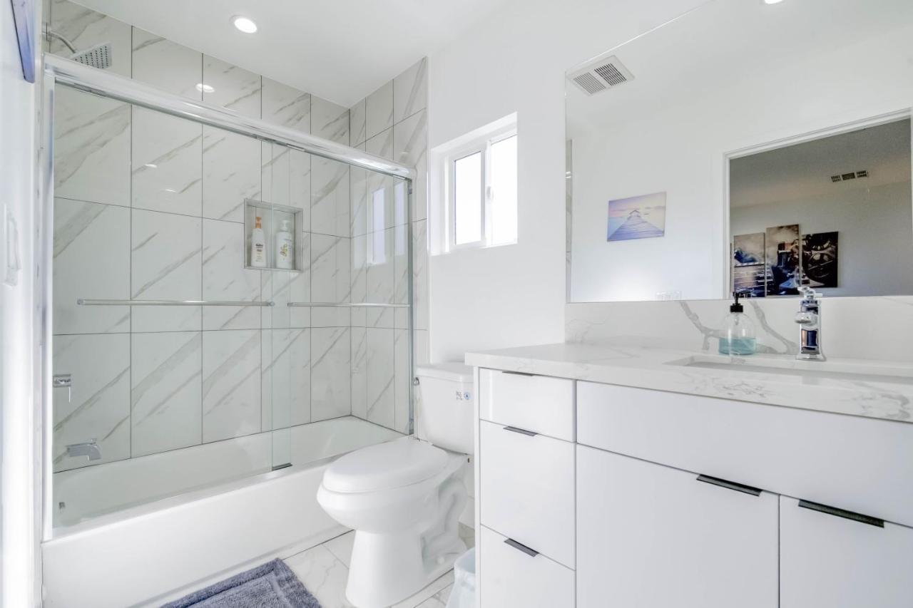 לוס אנג'לס Modern Apartment In Studio City מראה חיצוני תמונה